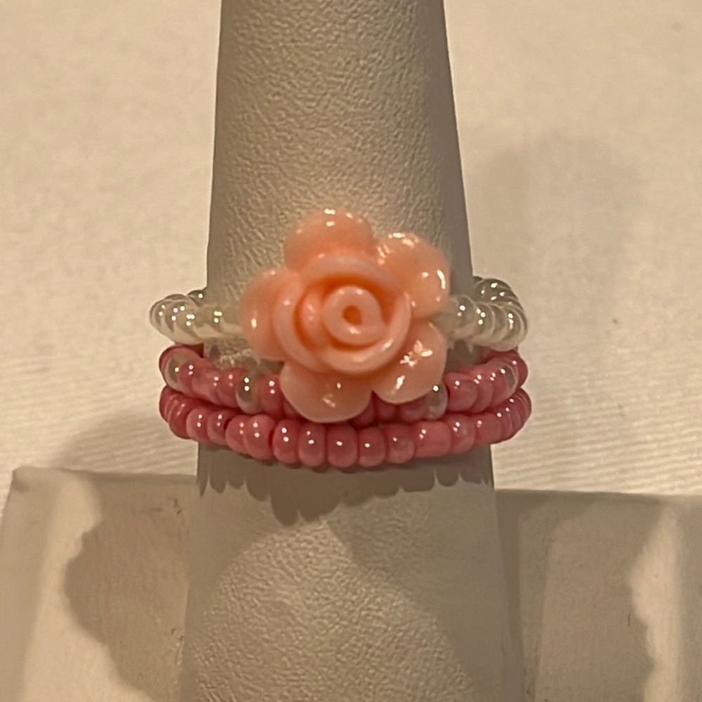Handmade Peach & White Beaded Ring Set, Stretchy